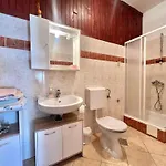 Apartment In 43211 Dramalj