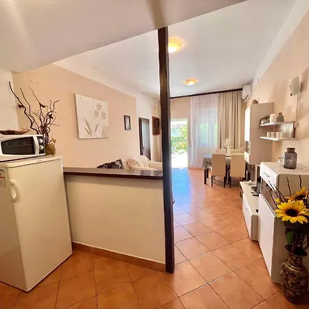 Apartment In 43211